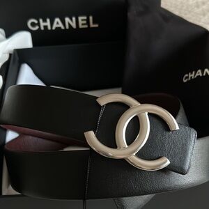 NEW Chanel Classic CC Leather Belt Reversible Black/ Burgundy Size 95 Authentic